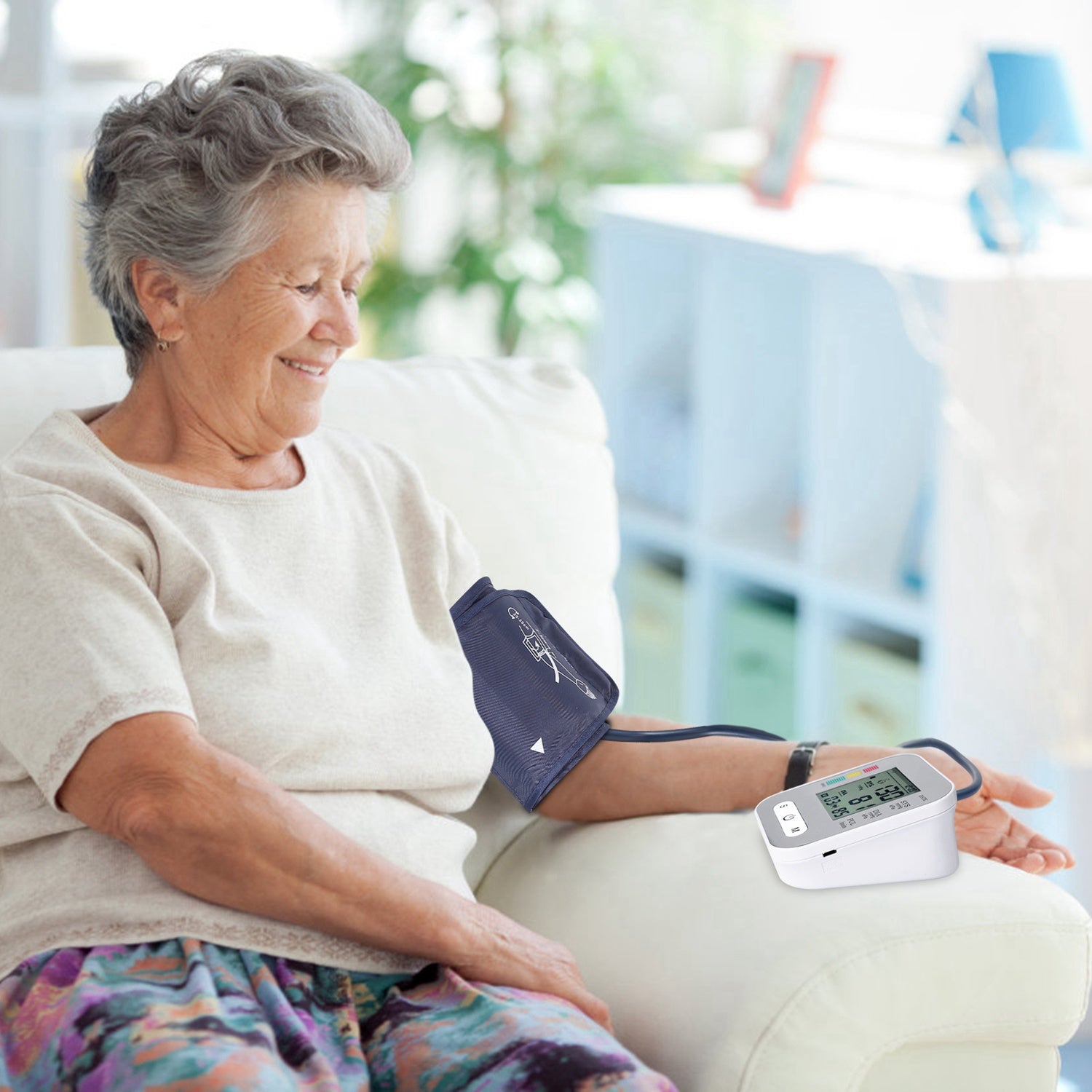 1Pc Digital Arm Blood Pressure Monitor with Voice
